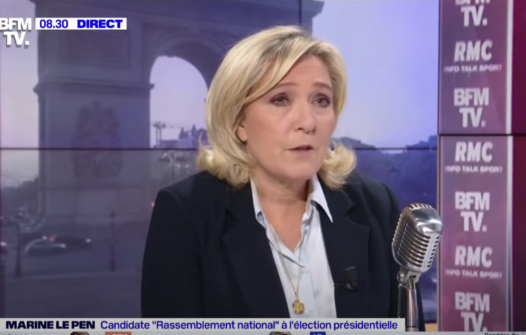 Marine Le Pen confirme qu’elle est en faveur du maintien de la loi anti-révisionniste