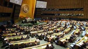 The UN decides a universal ban on revisionism