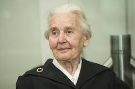 Ursula Haverbeck, eine große deutsche Dame, öffnet die schwarze Box des „Holocaust“
